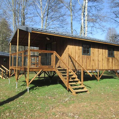 Camping La Borie Basse Condat  المظهر الخارجي الصورة